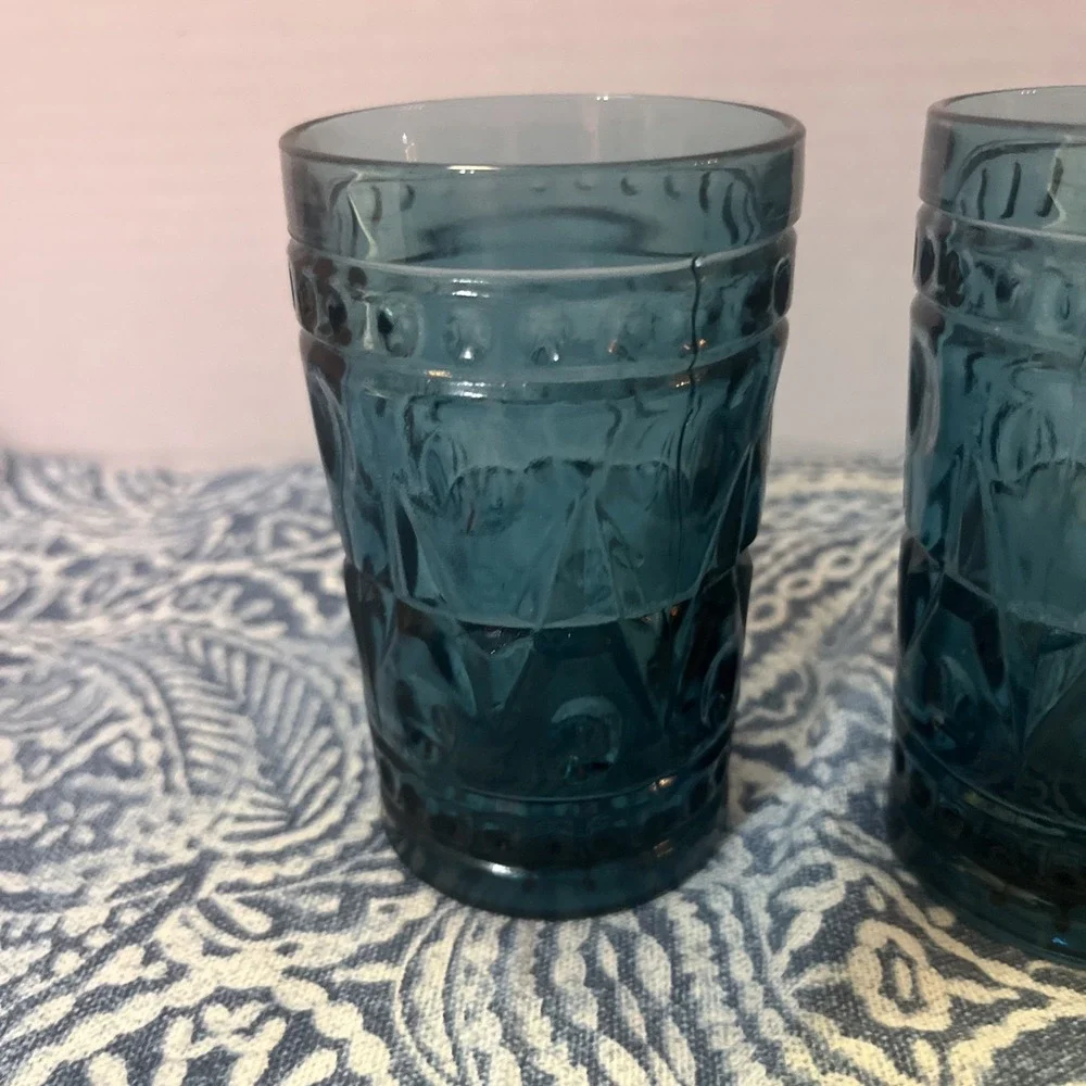 Tiara‎ Kings Crown Thumbprint Riviera Blue Indiana Glass 5oz Juice Glasses Qty 2